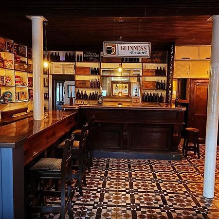Tw O Connell Old World Irish Pub Villa Cahersiveen ภายนอก รูปภาพ