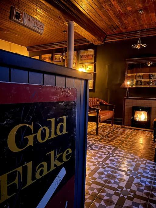 Tw O Connell Old World Irish Pub Villa Cahersiveen ภายนอก รูปภาพ